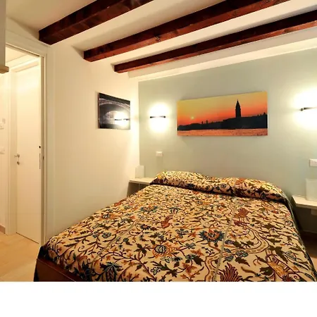 Apartment Castello Di Godego Sleeps 4 Air Con Wifi Venice